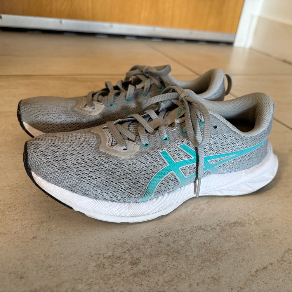 Asics Gray and Blue Athletic Running Shoes Mesh Upper